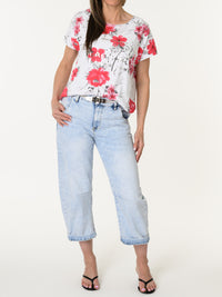 T-shirt blanc avec imprimé floral rouge