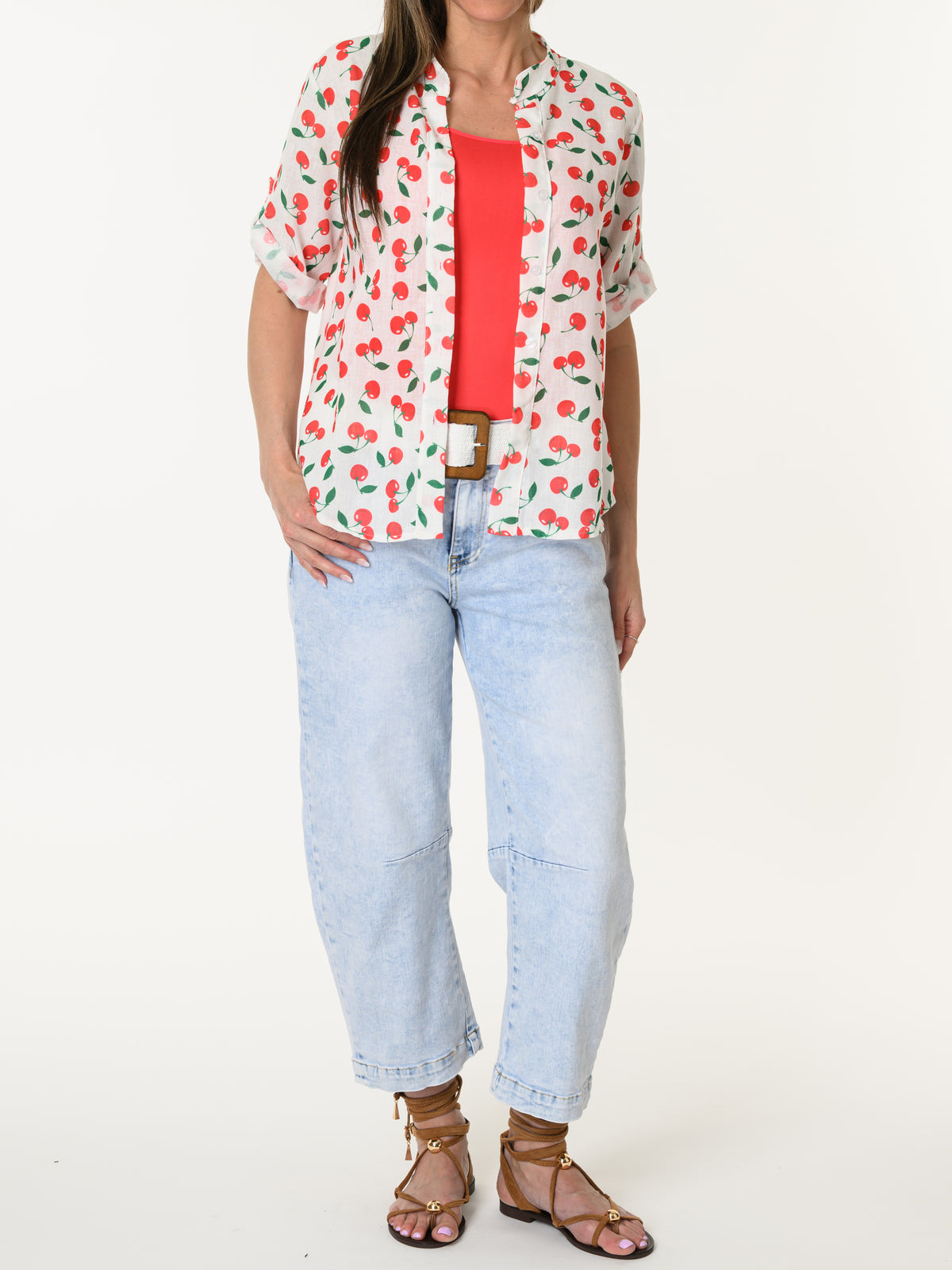Chemise blanche avec imprimé de cerises