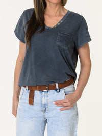 T-shirt marine avec poche