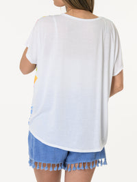 T-shirt blanc à motifs de feuilles multicolores