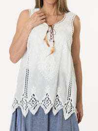 Camisole blanche bohème avec broderie