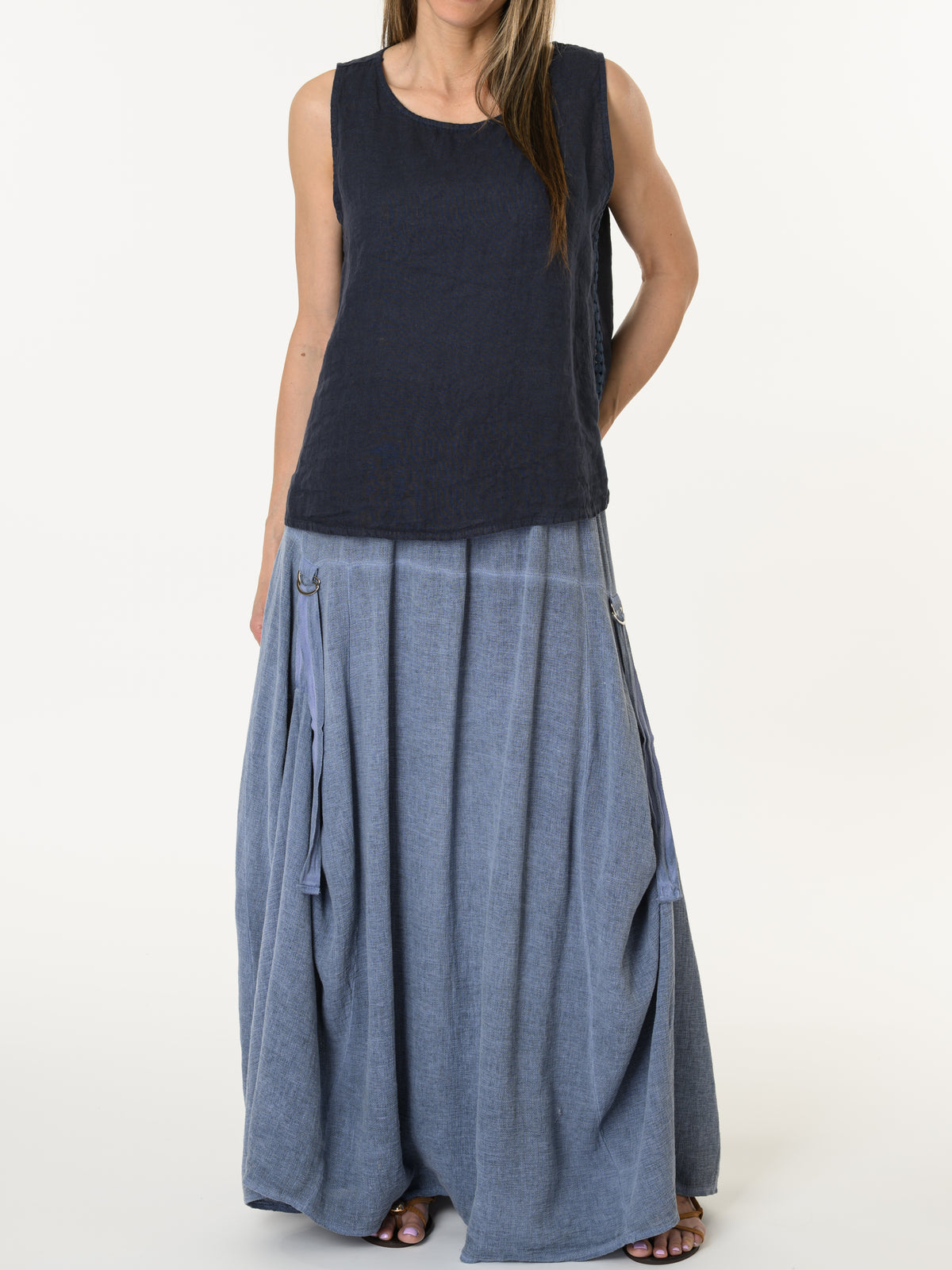Camisole marine avec dentelle sur le côté