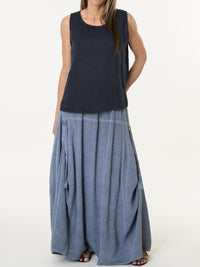 Camisole marine avec dentelle sur le côté