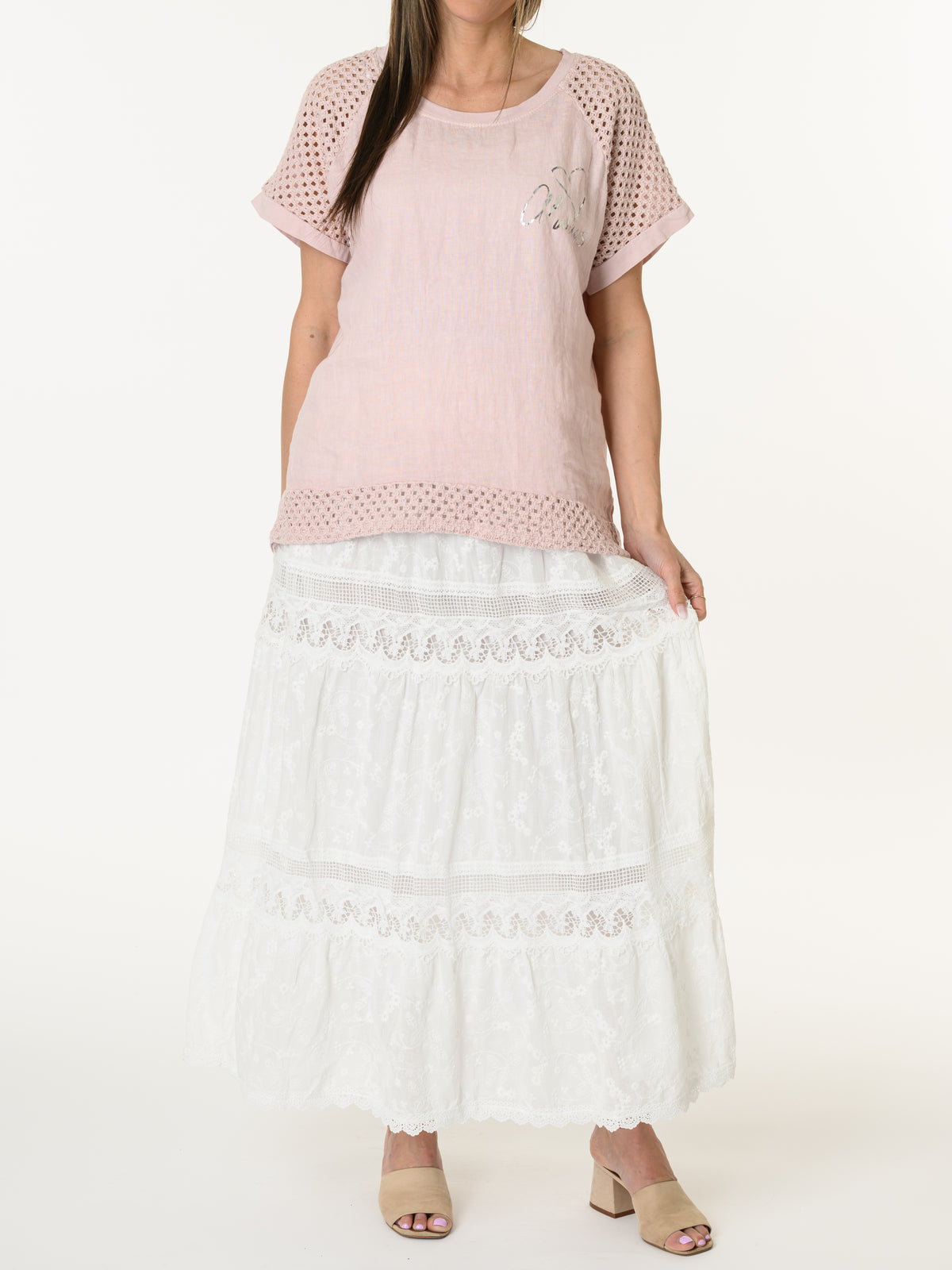 T-shirt rose avec manches en crochet
