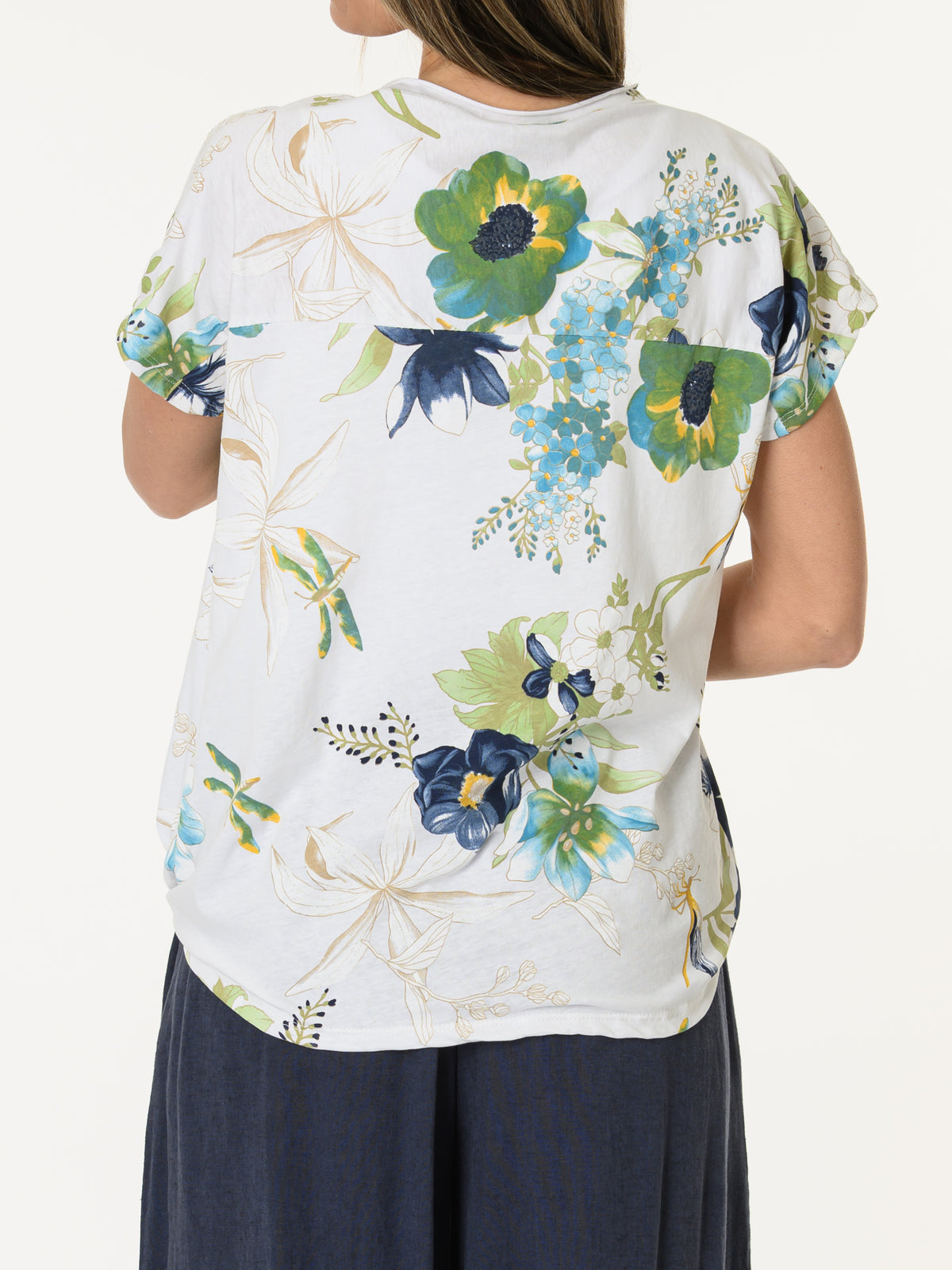 T-shirt blanc avec imprimé floral vert et bleu