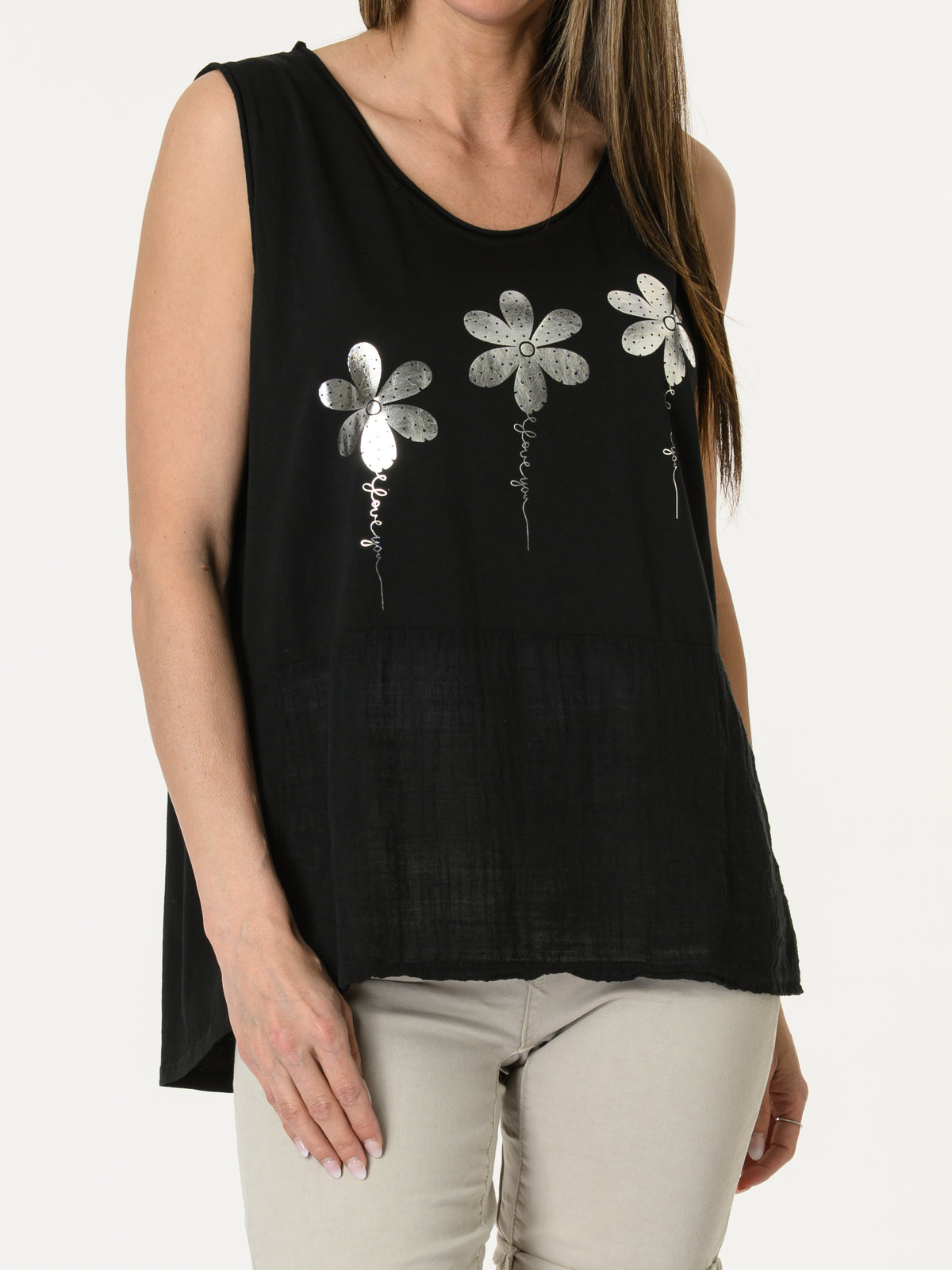 Camisole noire à motifs de fleurs argentées
