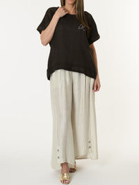 T-shirt brun avec manches en crochet