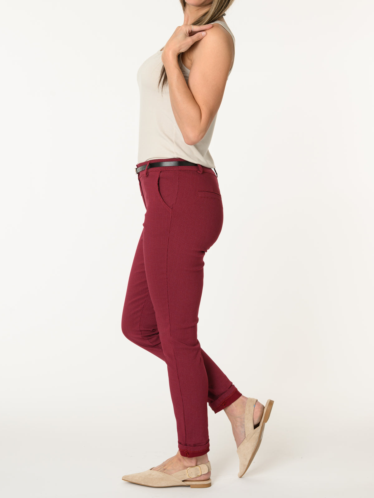 Pantalon skinny bourgogne avec ceinture