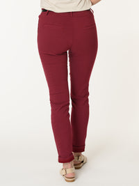 Pantalon skinny bourgogne avec ceinture