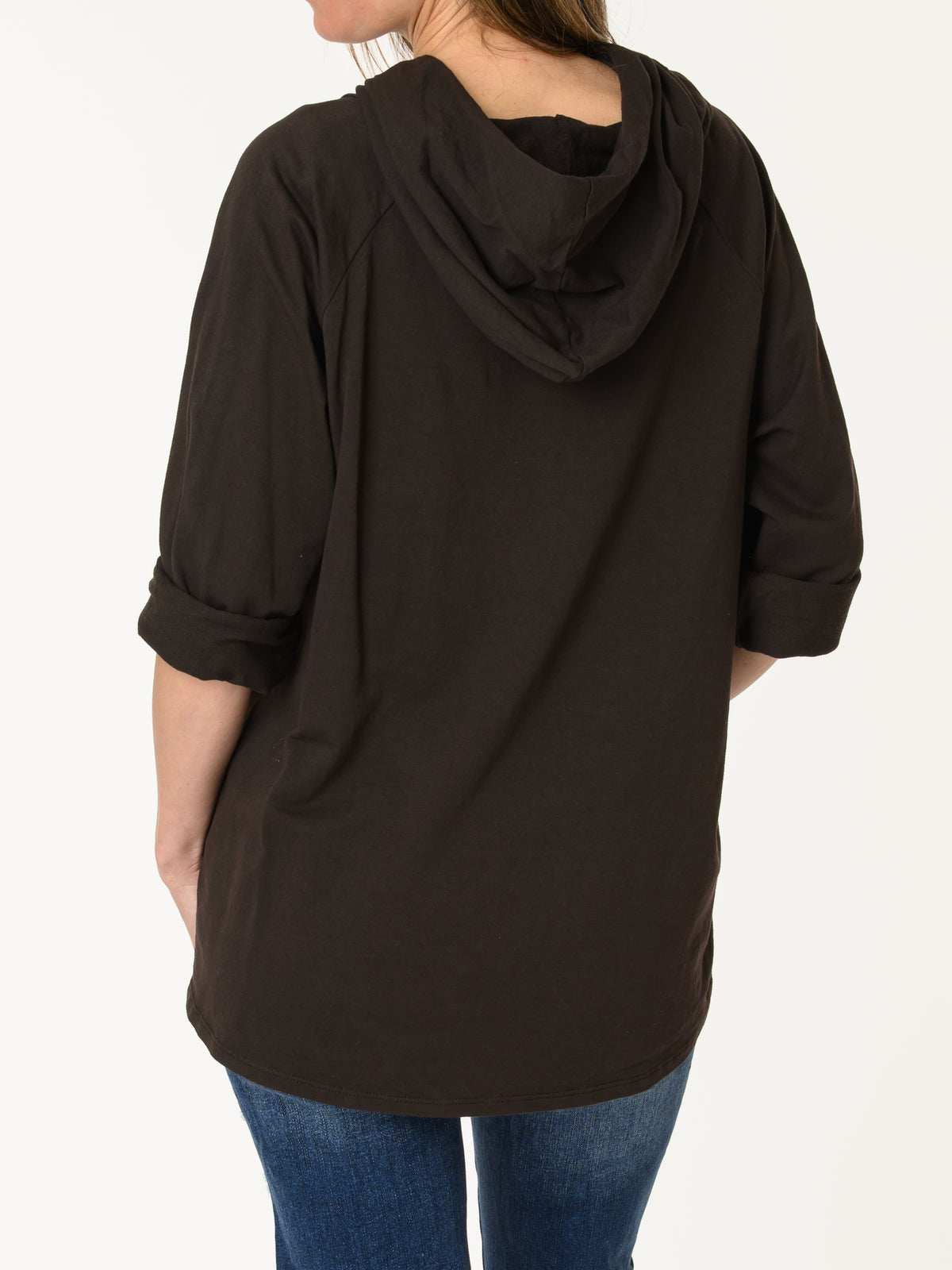Chandail brun avec capuchon