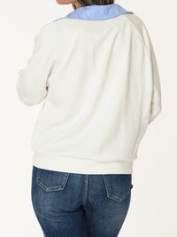 Chandail blanc avec col chemise