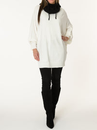 Chandail blanc de style tunique