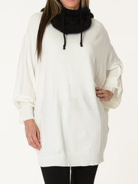 Chandail blanc de style tunique