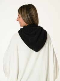 Cagoule noire avec brillance