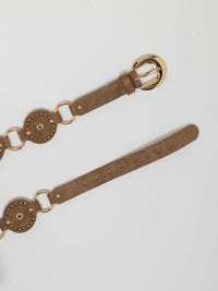 Ceinture taupe à oeillets