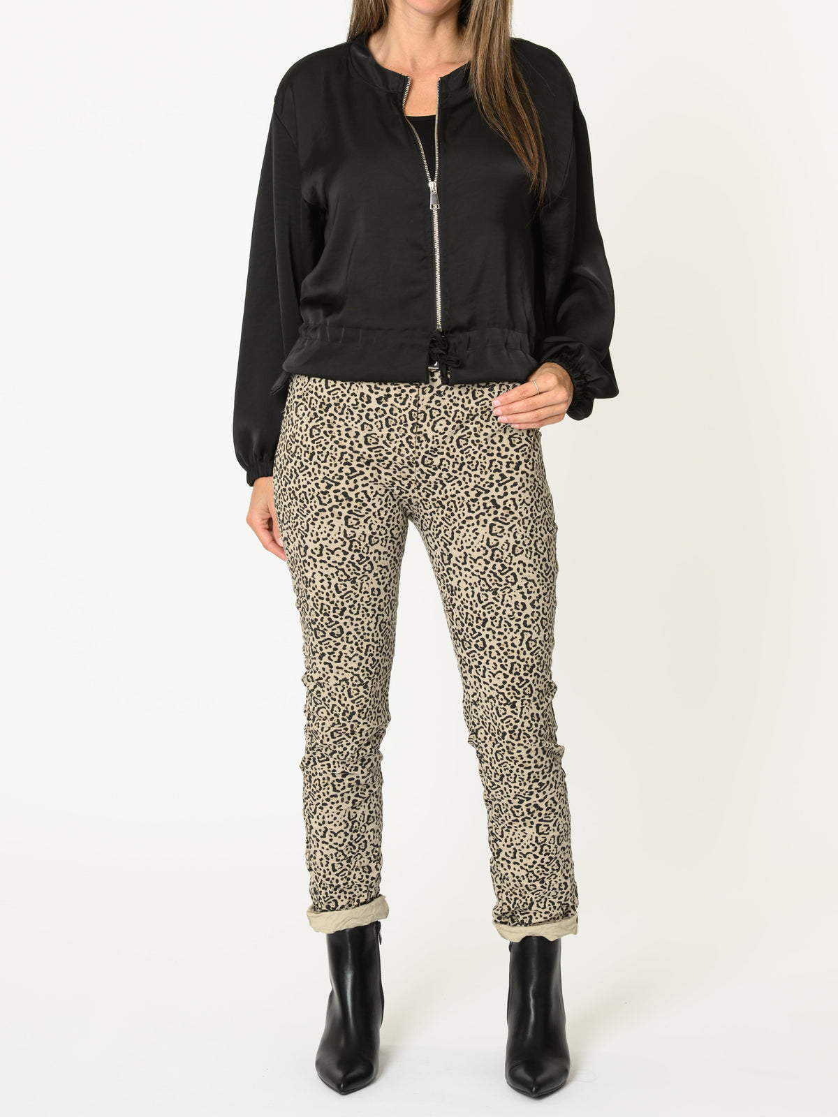Veste bomber pour femme noire avec glissière et poignets côtelés