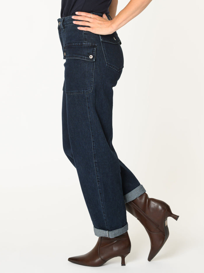 Jeans noir pour femme coupe carotte avec poches cargo