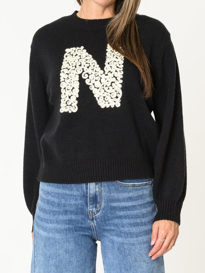Chandail noir pour femme avec lettre en dentelle crème