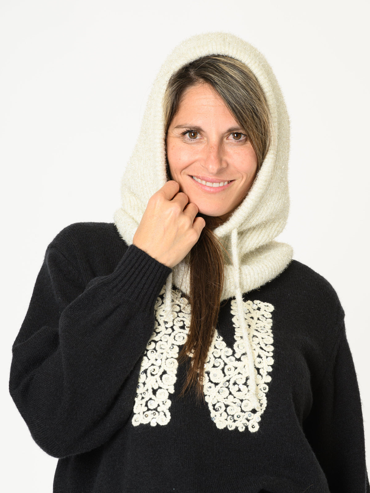 Cagoule crème en tricot doux avec cordon pour femme