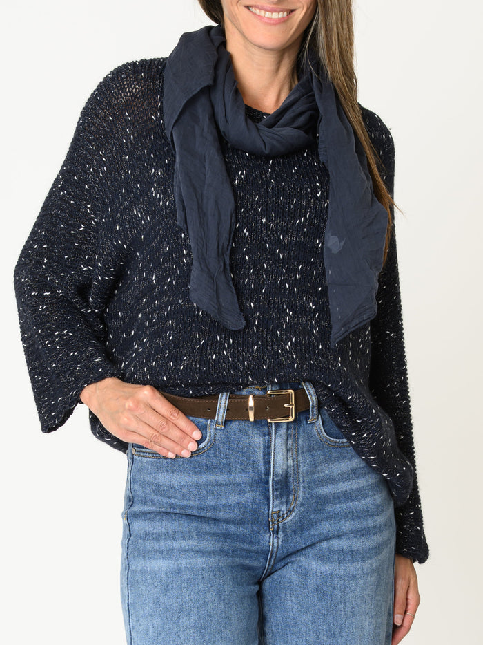 Chandail marine pour femme moucheté à col roulé en tricot