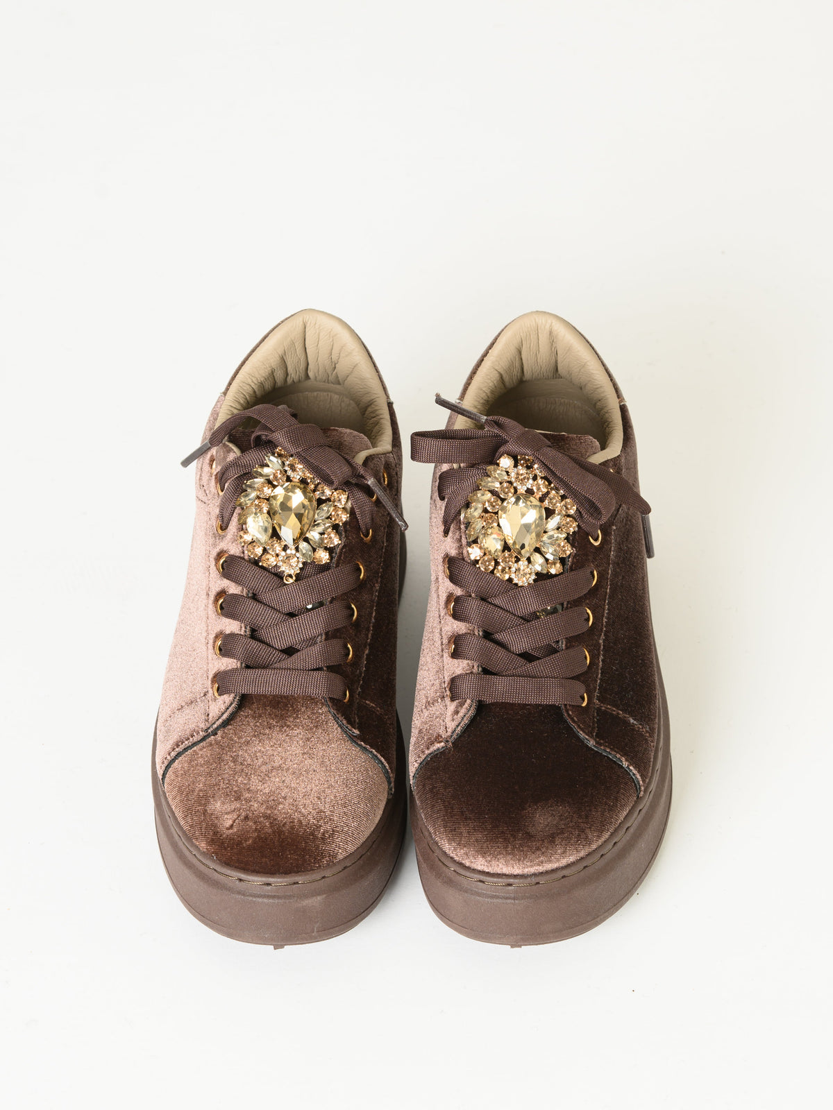 Sneaker bronze à plateforme avec bijou doré pour femme