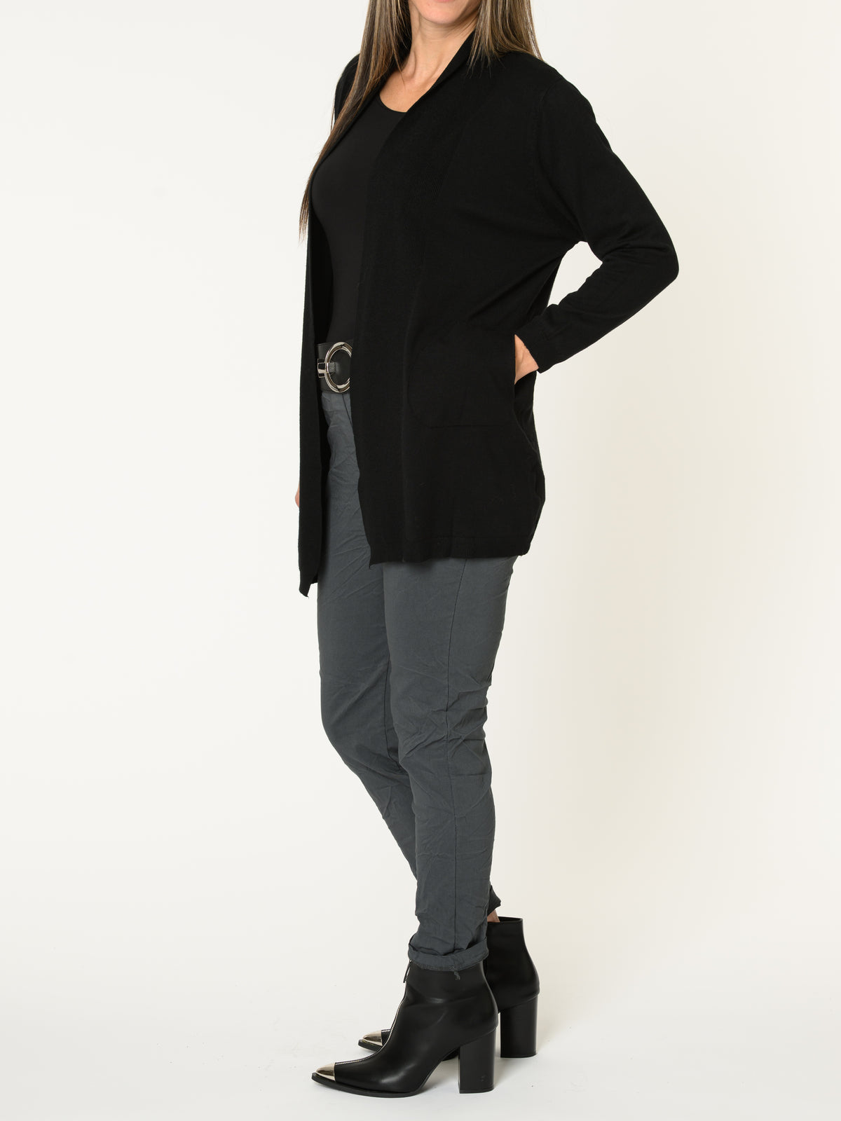 Veste longue pour femme noire ouverte en tricot