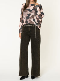 Chandail camouflage pour femme taupe à manche chauve-souris
