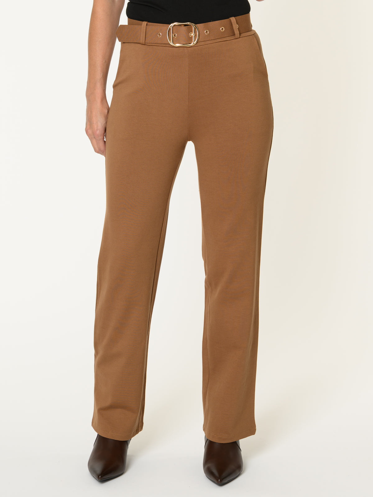 Pantalon camel pour femme à jambe droite avec ceinture