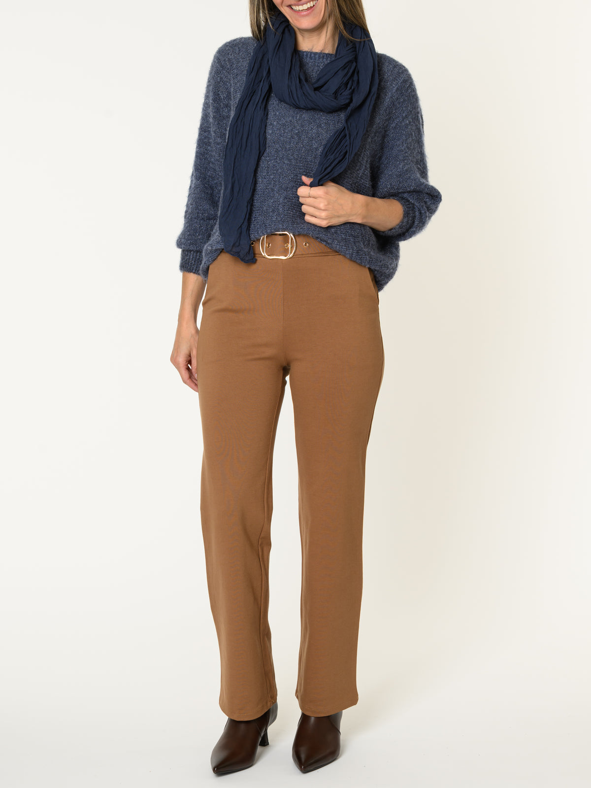 Chandail bleu ardoise pour femme duveteux à manche chauve-souris