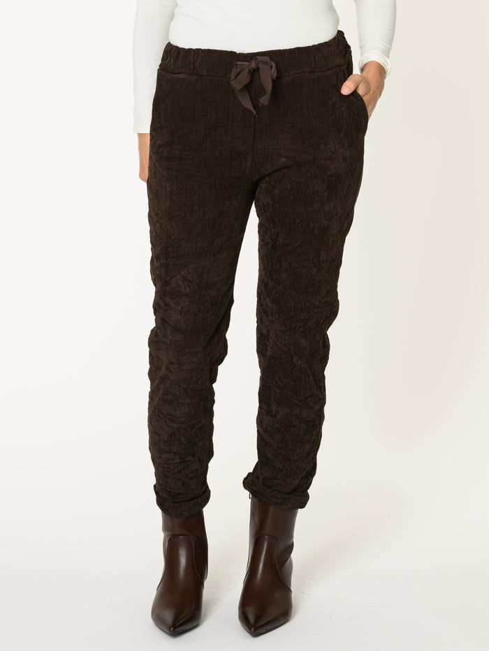 Pantalon funky pour femme brun avec cordon à la taille