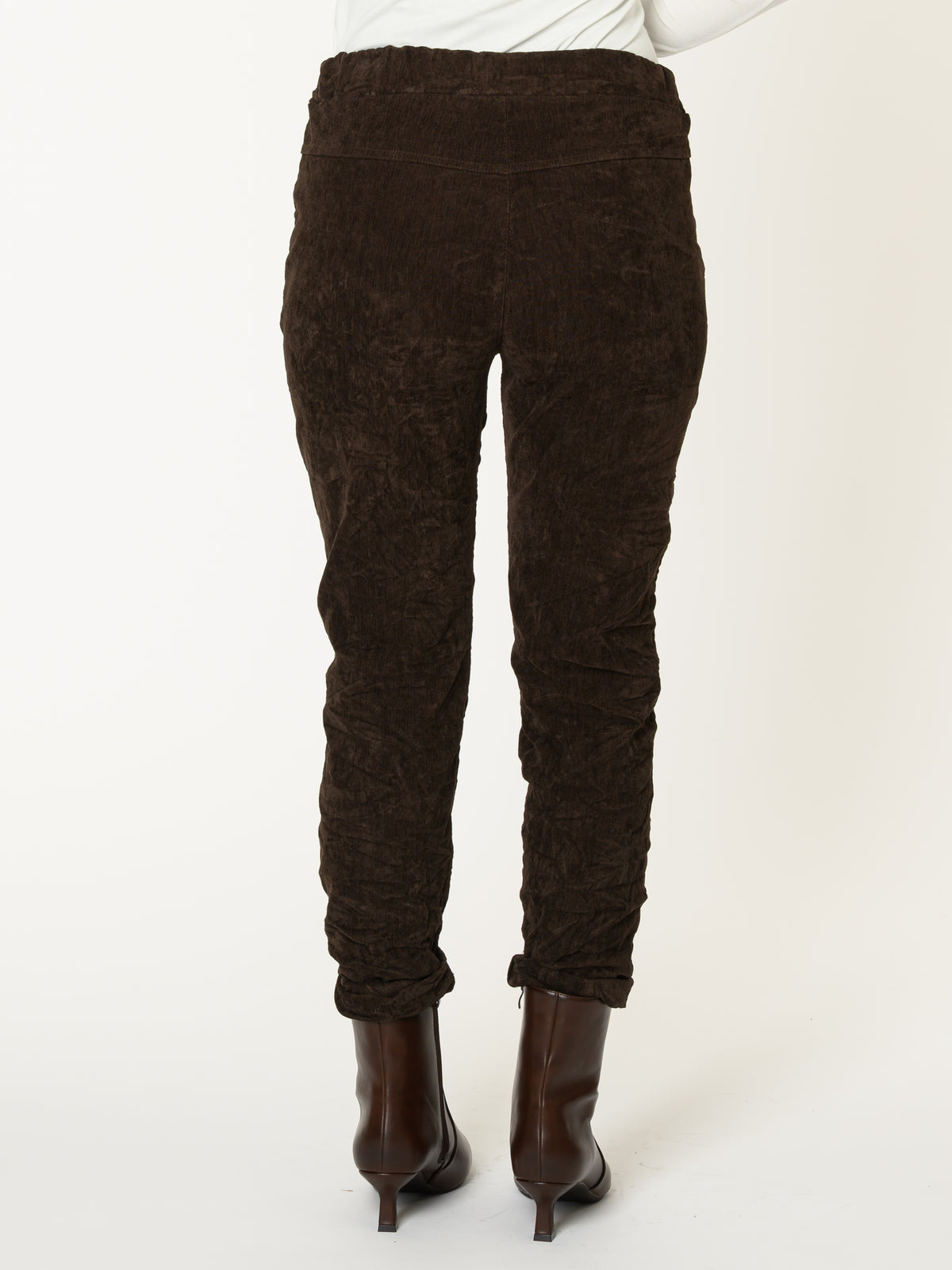 Pantalon funky pour femme brun avec cordon à la taille