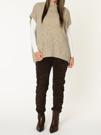Chandail beige pour femme sans manche en tricot