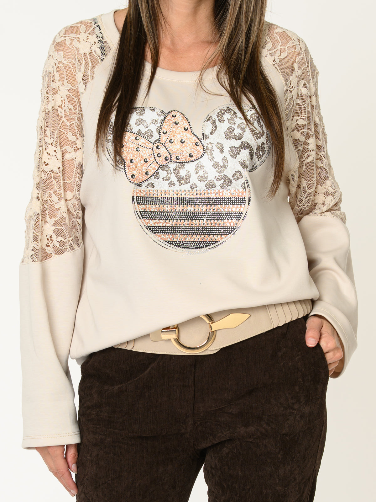 Chandail crème pour femme avec dentelle et motif Mickey