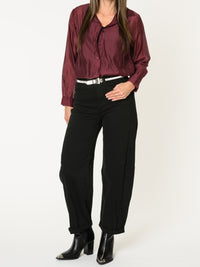 Chemise bourgogne pour femme en satin symétrique