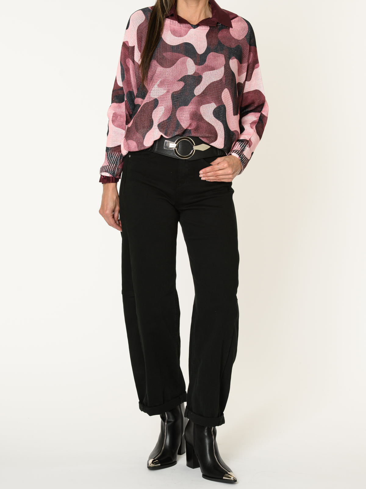 Chandail camouflage pour femme rose à manche chauve-souris