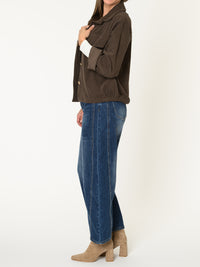 Veste brune pour femme côtelée style chemise avec poches