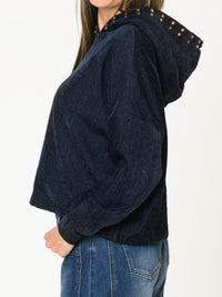 Chandail marine pour femme à capuchon avec boutons dorés