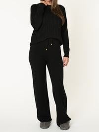 Chandail noir pour femme en tricot torsadé à col rond
