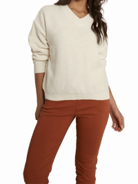NEW - chandail blanc crème en tricot