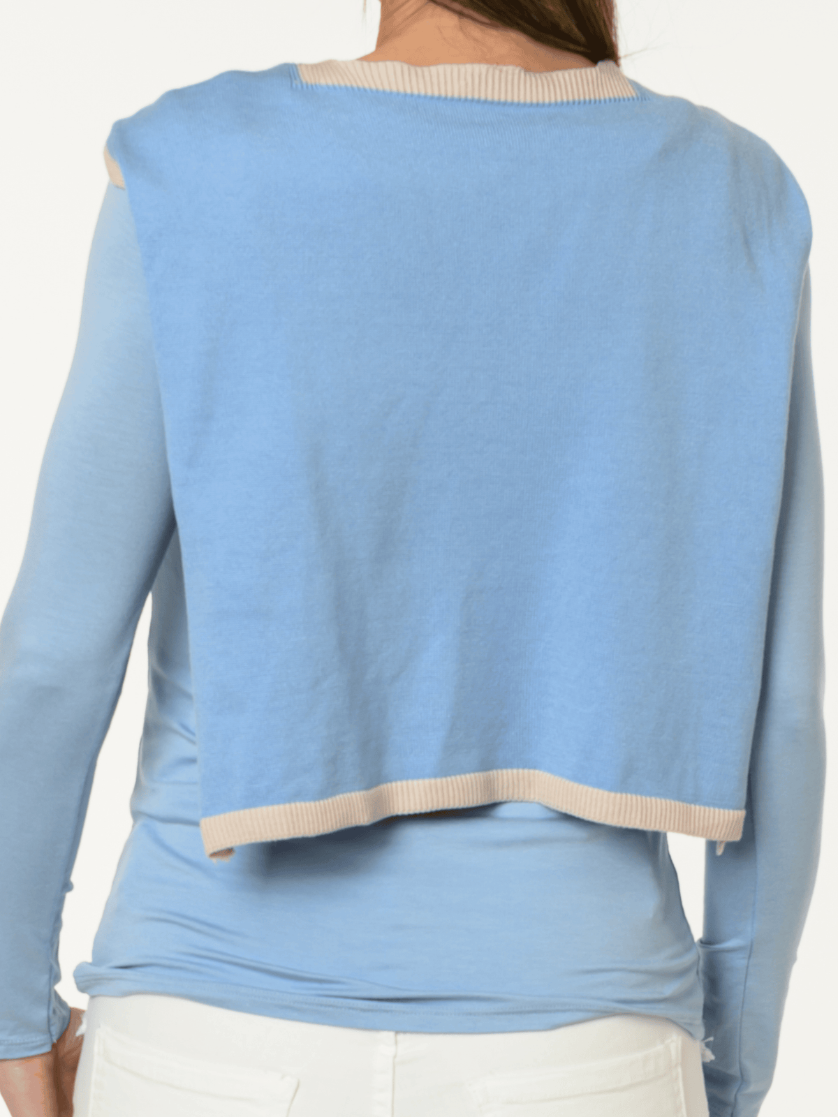 Châle bleu pâle et beige