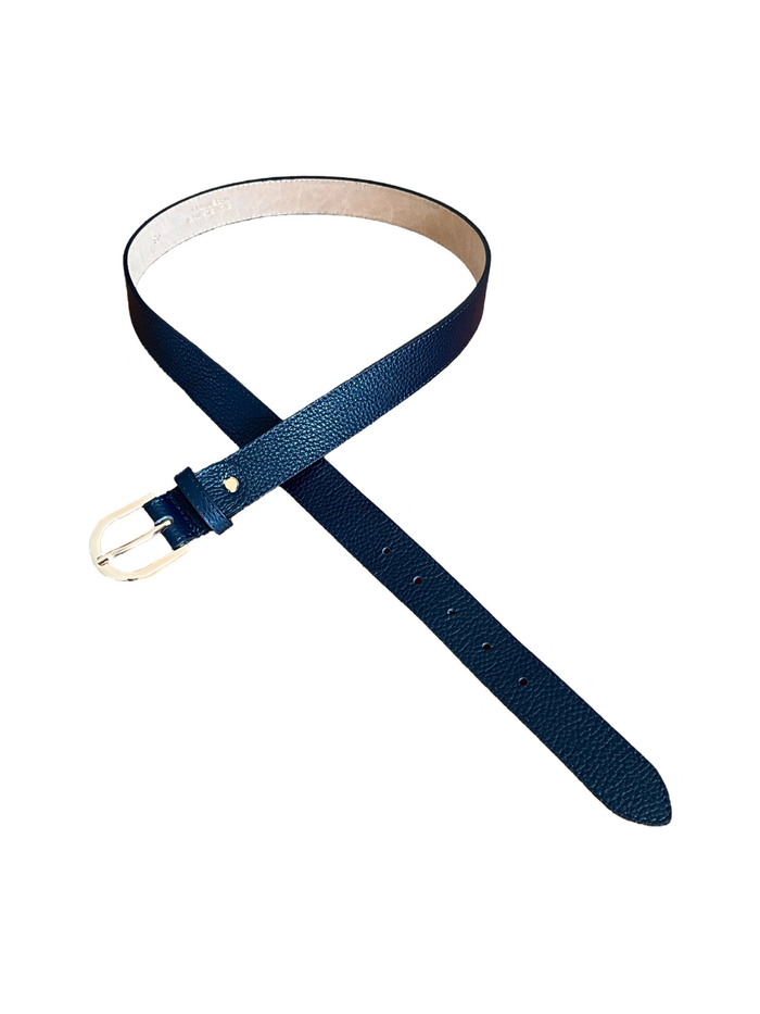 Ceinture en cuir marine avec boucle dorée
