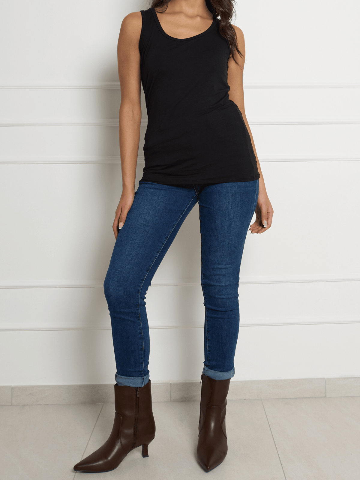 NEW - Camisole noire unie