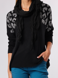 NEW - Chandail noir à motifs de léopard argentés