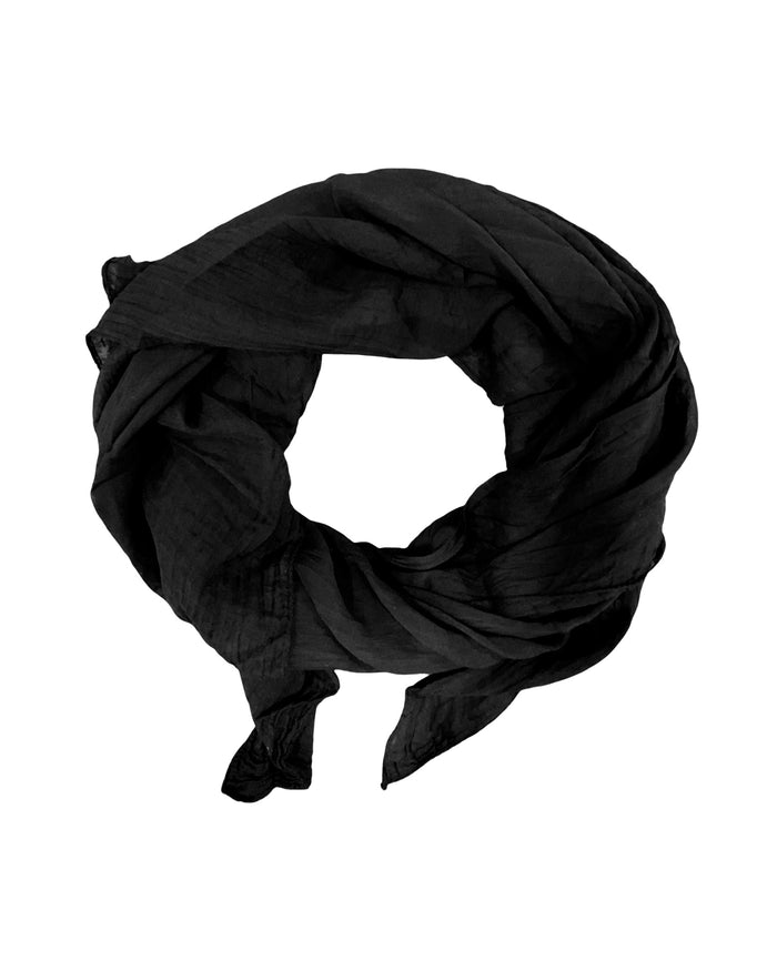 Foulard noir mince 20% soie femme.