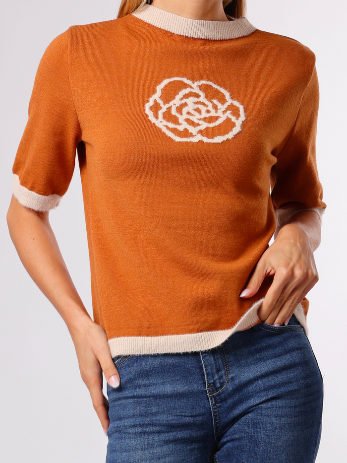 NEW - Chandail orange brique avec motif de fleur