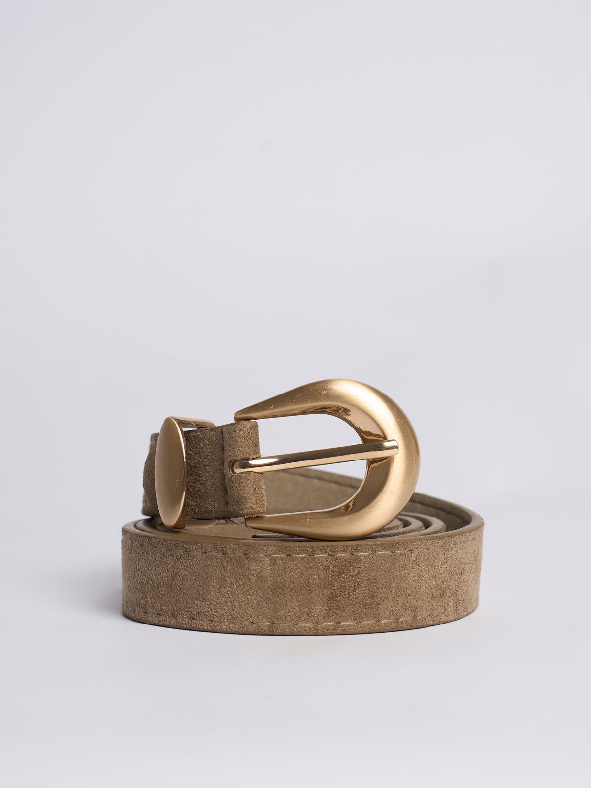 Elastic black belt with narrow silver buckle